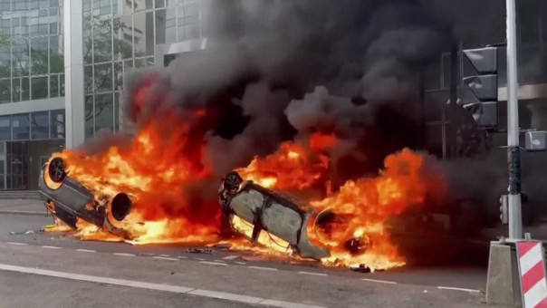 Власти Франции уже не контролируют ситуацию