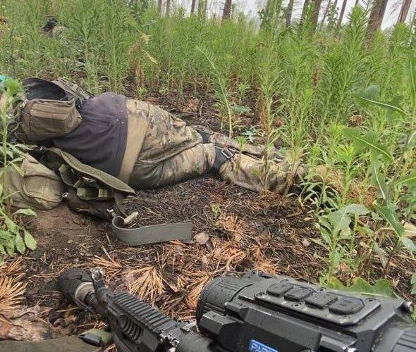 "В окопах осталось с десяток трупов". Русские десантники захватили опорный пункт врага на Краснолиманском направлении. [18 +]