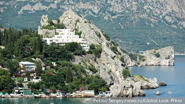 Крым ночью пытались атаковать 28 дронами