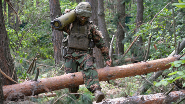 Российские умельцы модернизируют технику прямо в окопах