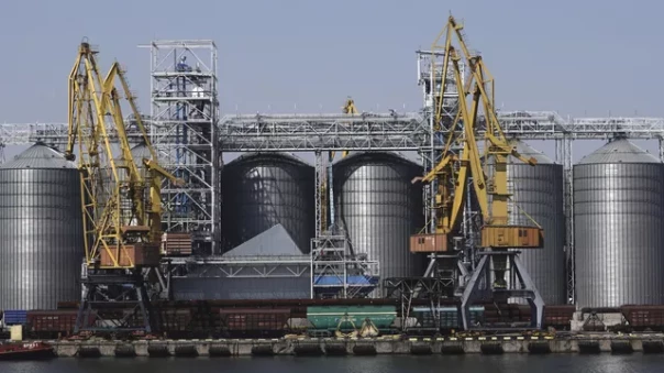 Украина за год зерновой сделки превратила порты в склады вооружений, заявили в миссии России в ООН