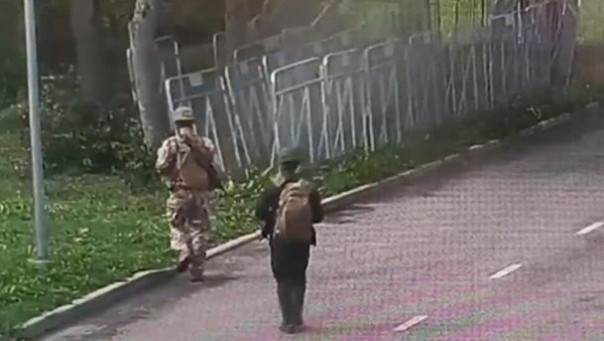Двое латвийских военных с оружием в руках пересекли белорусскую границу
