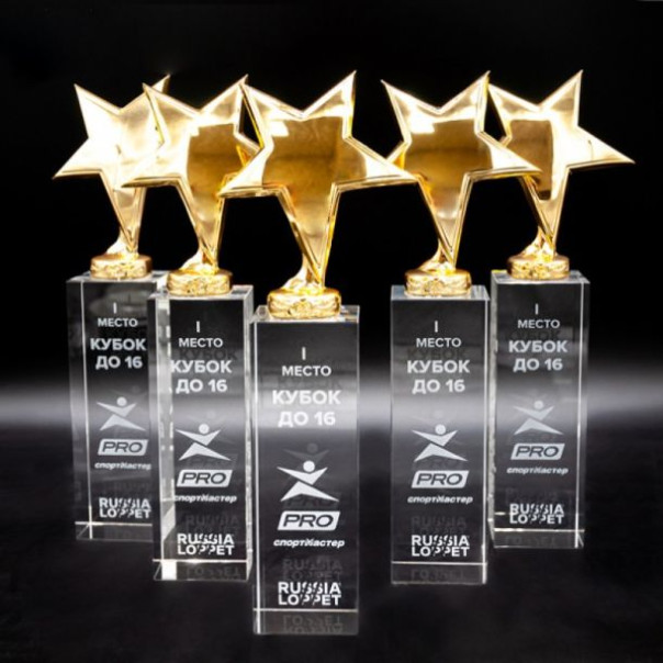 Корпоративные награды: от плакеток до кубков и медалей