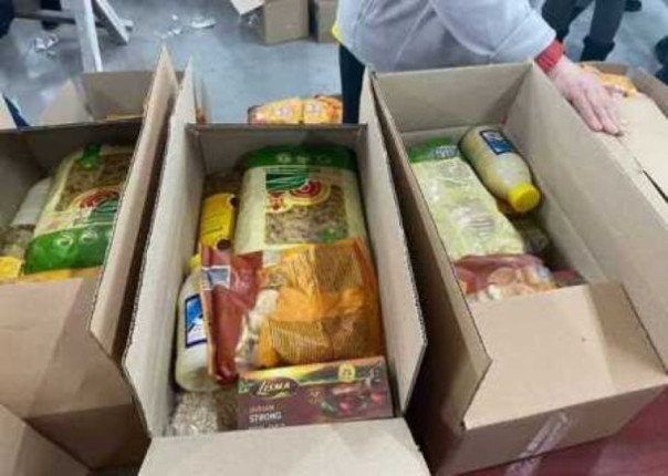 Украинцы распродают гуманитарную помощь Евросоюза, довозя до адресатов самое худшее