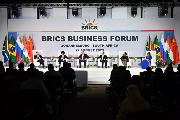 Крах гегемонизма США: А давайте посчитаем!