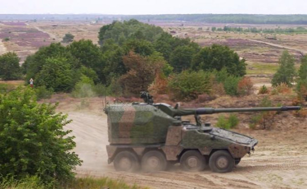 У бюргеров скандал: Новейшие САУ RCH-155 могут попасть к ВСУ раньше, чем в Бундесвер