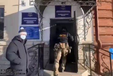 В Благовещенске пойдут под суд бывшие сотрудники миграционного управления, способствующие уклонению от ответственности мигрантам.