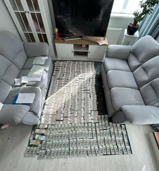 "Наши люди!". Что воруют украинские патриоты у ВСУ?