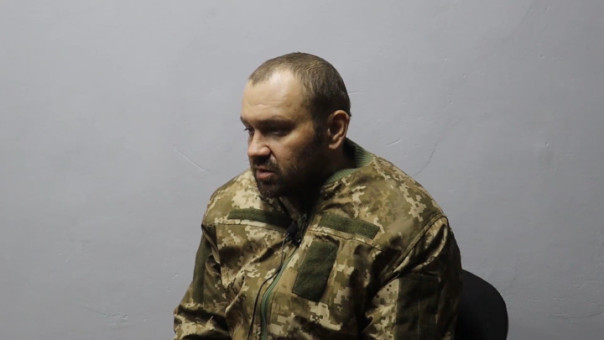 Украинский офицер пошел сдаваться в плен вслед за подчиненными