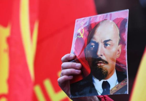 партия социалистов революционеров эсеры лидеры партии. почему стал революционером. предпосылки революции по ленину. пср партия социалистов революционеров. ленин о мировой революции цитаты.