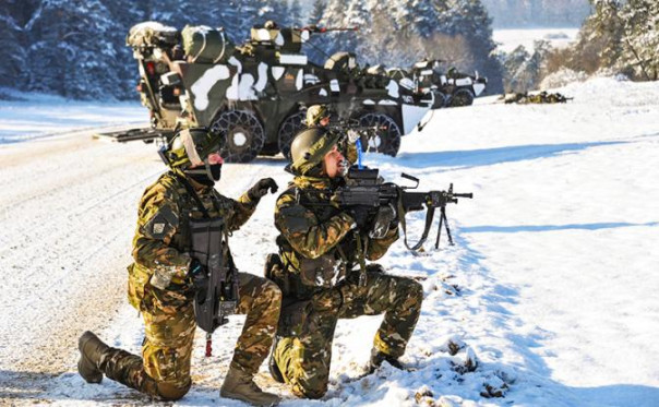 Учения — от слова «учить»: Даешь ядерные испытания на Новой Земле!