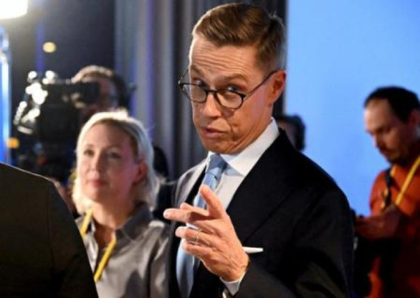 Стубб победил на президентских выборах в Финляндии