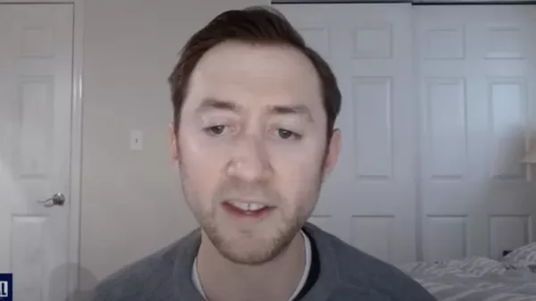 Американец записал видео с критикой Байдена, держа отрубленную голову отца