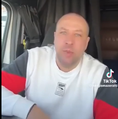 Рогуль возмущается. Посчитайте, сколько раз хохол сказал слово "курва"