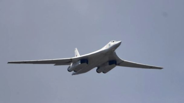 Путин совершил полет на стратегическом ракетоносце Ту-160М