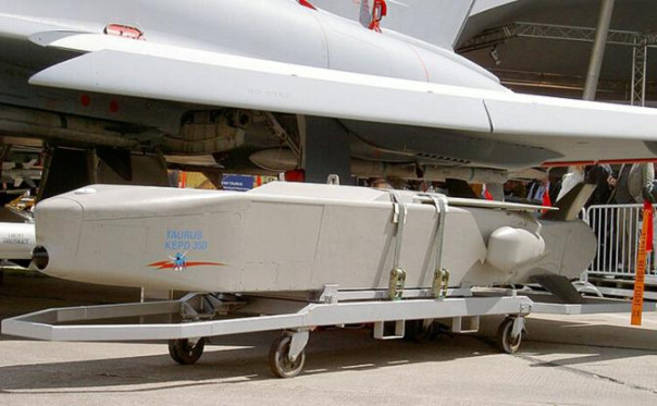 Натовское оружие с дальним прицелом: Киеву не поможет, а уровень нашей боевой подготовки повысит