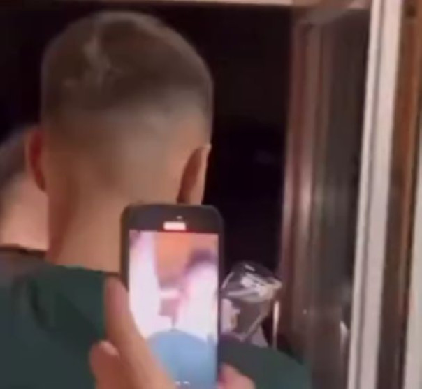 Под Киевом компания молодежи праздновала 18-летие одного из своих друзей, в комендантский час стреляя в воздух и крича «Ахмат сила!»