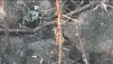 Нацисты публикуют кадры расстрела наших бойцов...