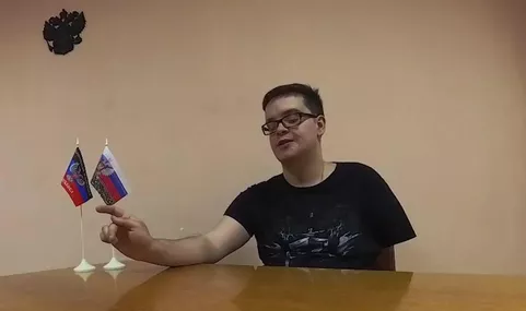 В ДНР ветерана СВО развели на деньги и пытались заставить залить зеленкой урну для голосования