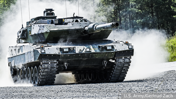 Стало известно о массовом уничтожении шведских танков на Украине