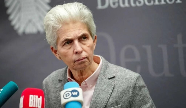 Немцы, вы сегодня пытаетесь напугать нас войной?