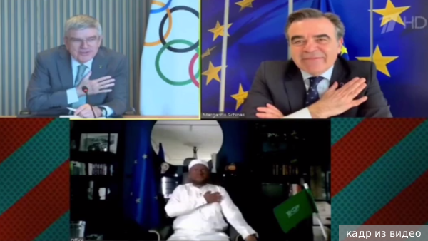 Президент МОК помолился «святым Вовану и Лексусу»