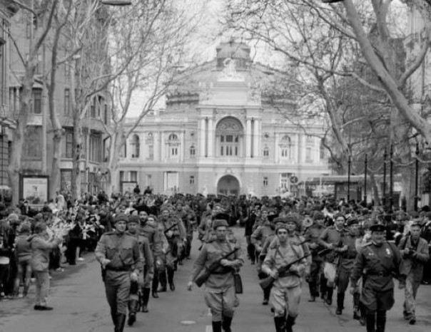 Вышвырнуть нацистов из Одессы – как это сделали 80 лет назад