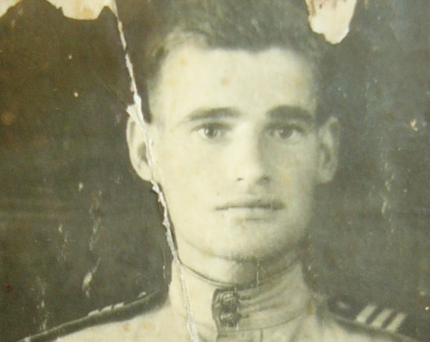 «Солдат Алёша над Пловдивом вознесён»