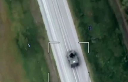 Смертельный дрифт украинского Хамви с нашим дроном под хвостом