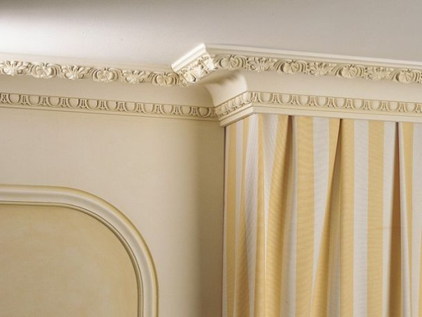 карниз в багете