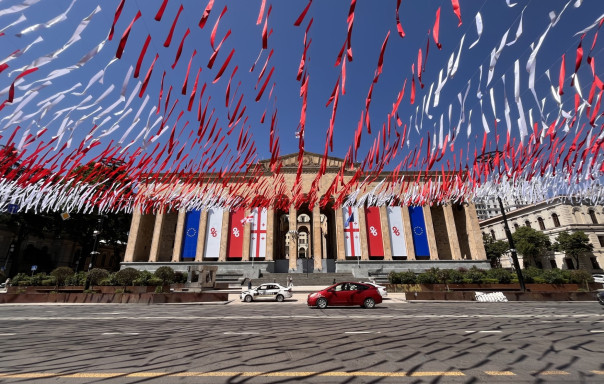 Комитет парламента Грузии одобрил преодоление вето президента на закон об иноагентах