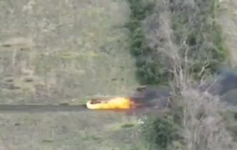 Ушел живым на полыхающей машине: отчаянный мехвод представлен к госнаграде