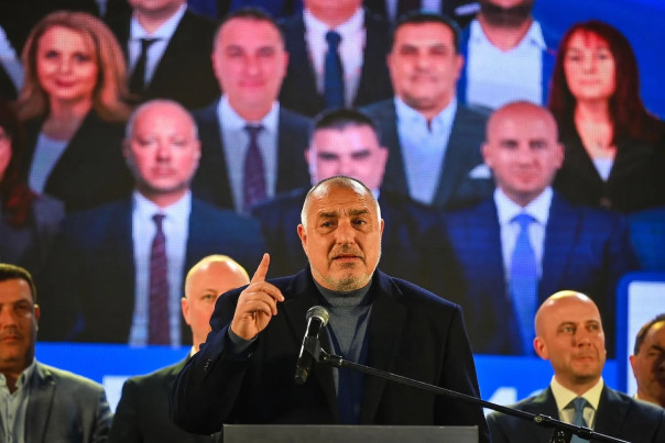 Болгария натужно голосует