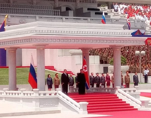 Церемония встречи Путина и Ким Чен Ына. Прямая трансляция