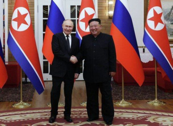 "Это по-настоящему прорывной документ!". Совместные заявления Владимира Путина и Ким Чен Ына