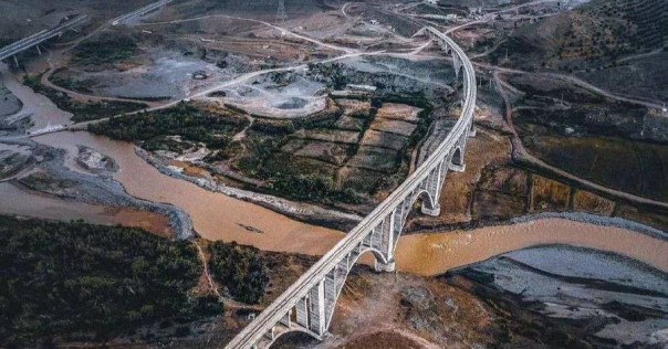 Иран соединил Каспийское море с Персидским заливом железной дорогой