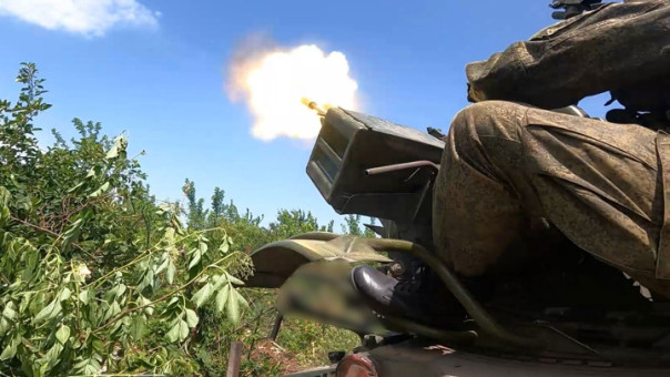 На подступах к Часову Яру идут напряженные бои