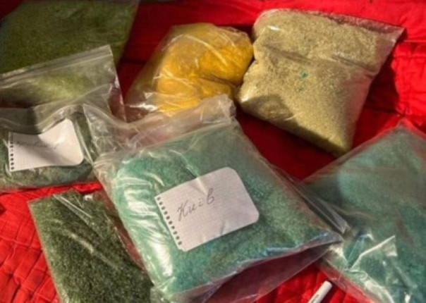 Власти Украины упростили ввоз наркотиков и психотропов для использования военными НАТО