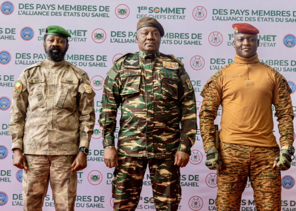 Блоковые баталии на Черном континенте