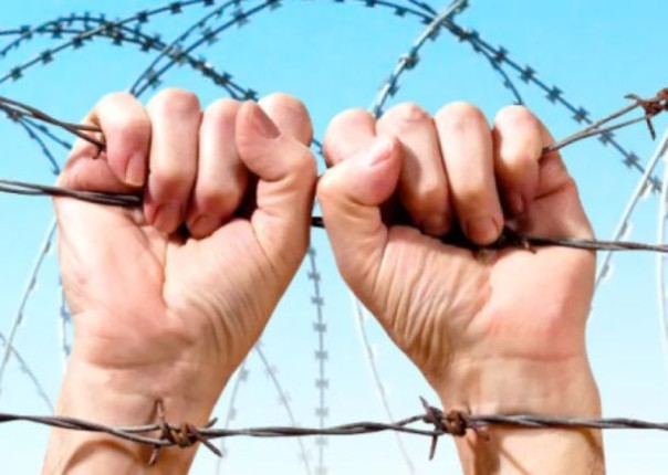 Захарова: Украина продолжает саботировать обмен военнопленными