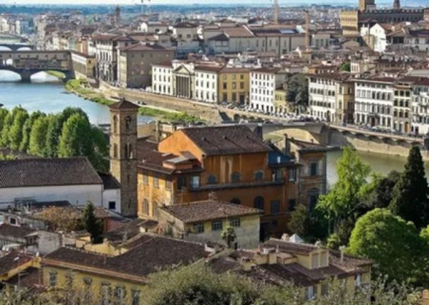 Итальянцы развешивают по всей стране плакаты с надписью «Россия — не мой враг!»