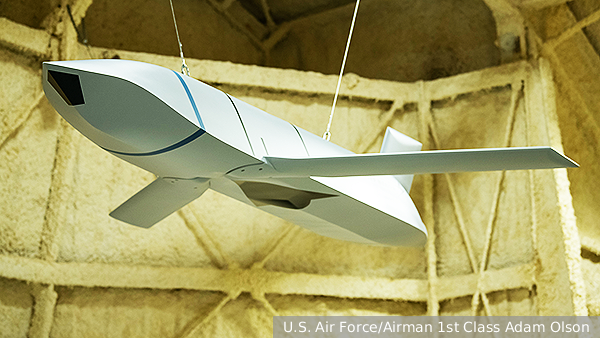 Politico: США обсуждают передачу Украине дальнобойных ракет JASSM