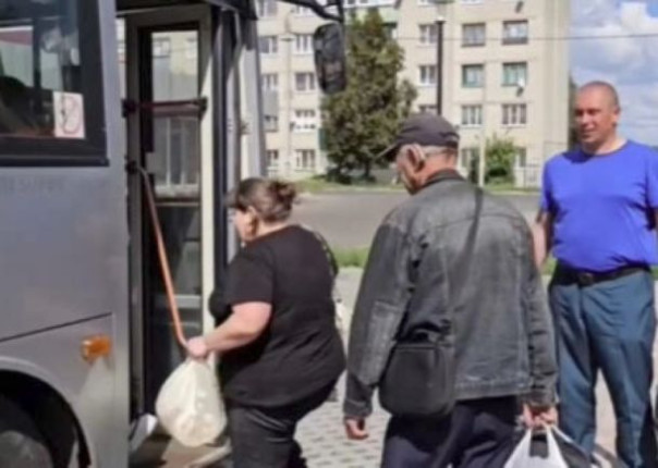 Киев прорабатывает маршрут для "эвакуации" жителей Курской области в Сумы