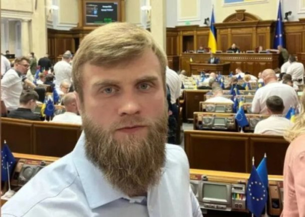 Единственный депутат Верховной рады, поддерживающий УПЦ и мирные переговоры, сбежал от режима Зеленского за границу и ему грозит опасность