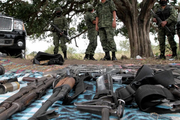 Игра в мексиканскую рулетку