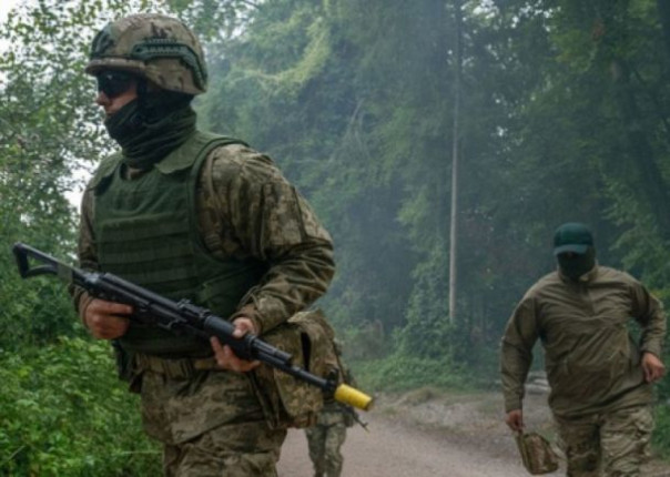 Киев устраивает жителям харьковской области голодомор за отказ эвакуироваться, ВСУ в ДНР грабят жилье людей уехавших из Красноармейска