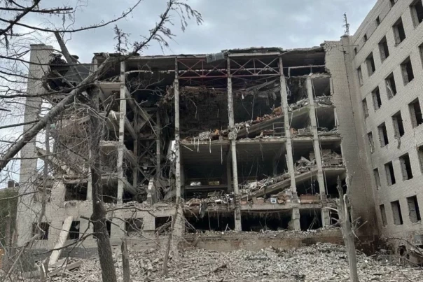 "Добивали свои": украинский медик шокировал рассказом об ударе в Полтаве