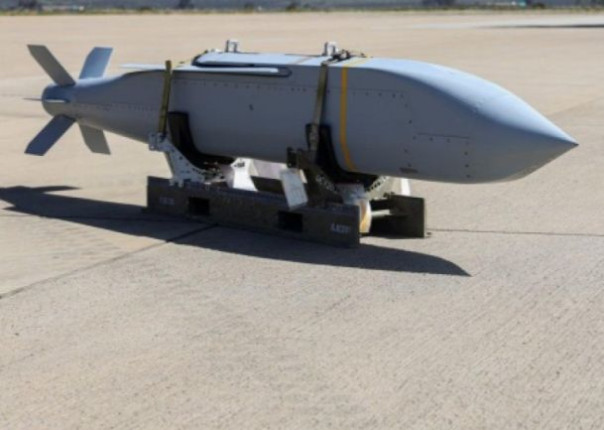 Байден объявил о новом пакете военной помощи на $375 млн и одобрил поставку Украине крылатых авиабомб JSOW