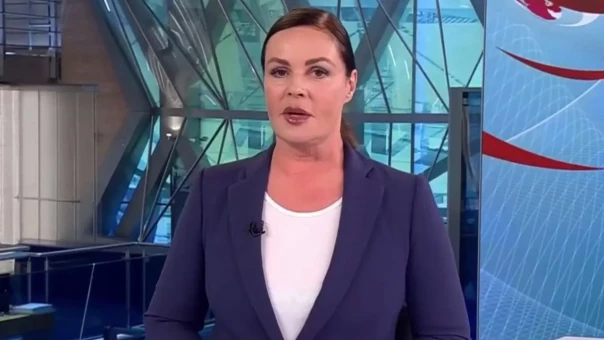 Телеведущая Екатерина Андреева чуть не упала во время эфира