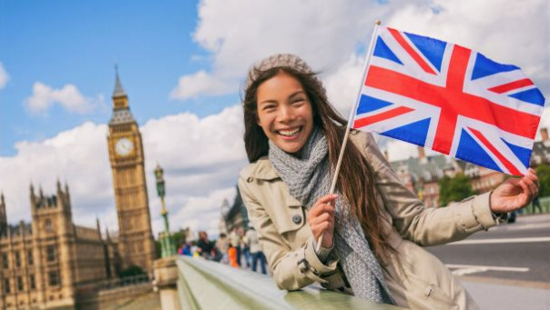 Репетитор по английскому языку, или как проходят занятия в онлайн-школе